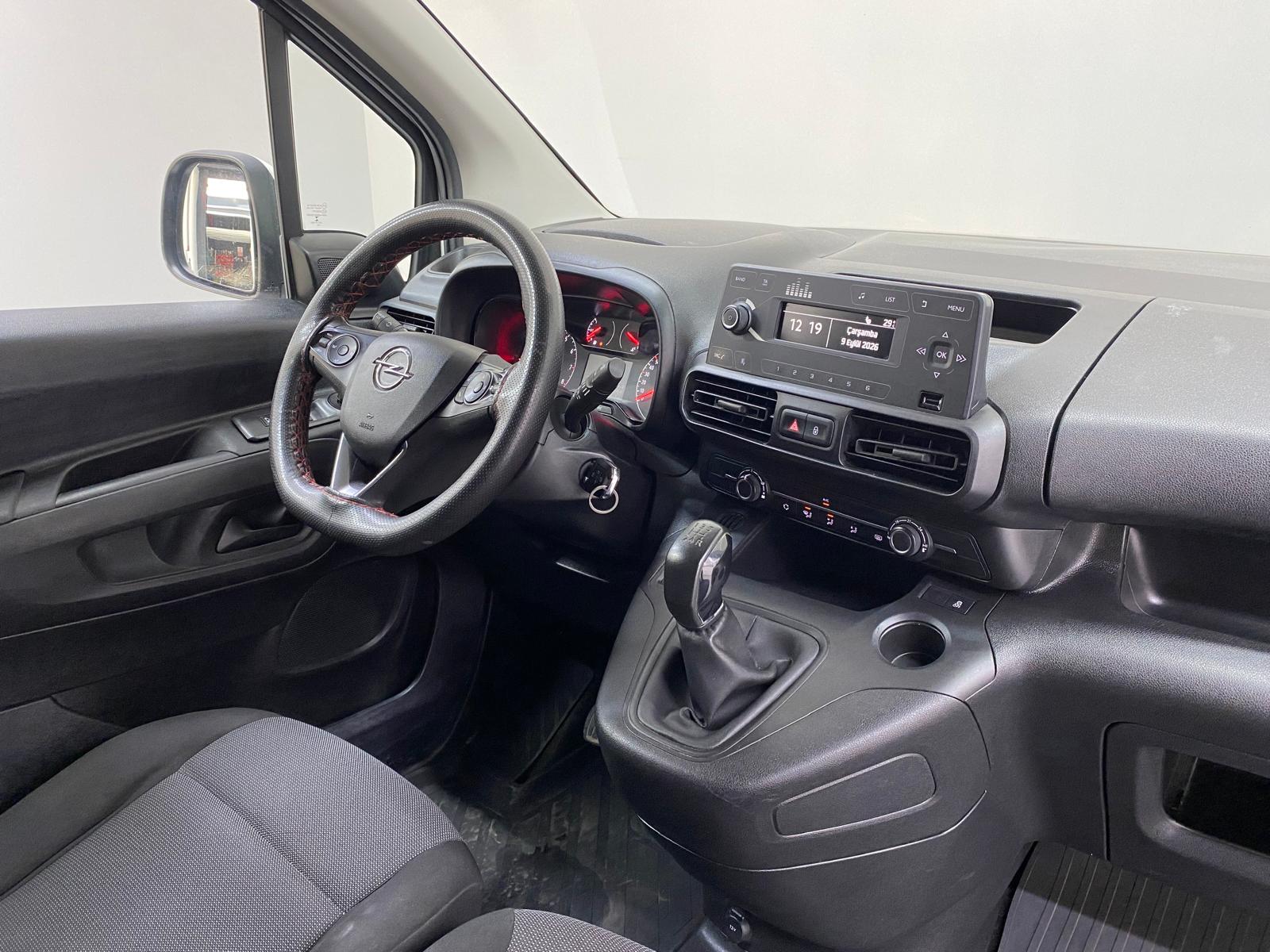 OPEL COMBO 18